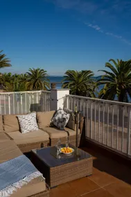 Front line Penthouse Apartment with amazing views - Image 3