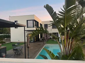 LUXURY VILLA - 150 m from the sea - Image 3