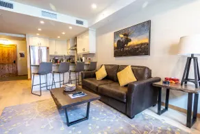 Luxury unit in the heart of Canmore - Image 5