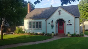Lusso Cottage – Cozy and Comfortable! - Image 2