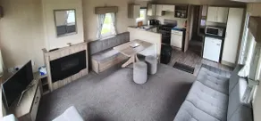 Seaside Holiday Park 4-bed Caravan in Heysham - Image 2