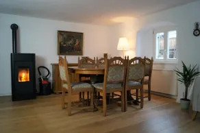 The Jura House 1540 - Vacation in a historic building - Image 3