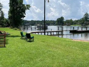 Waterfront Cottage on Lake Murray in Chapin, SC - Image 5