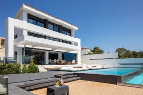Unbelievable Unobstructed Views, Amazing Location Inside a Forest, Full Privacy! - Image 2