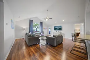 Lake View House near Comal Park and Whitewater - Image 4