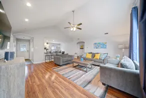 Lake View House near Comal Park and Whitewater - Image 3