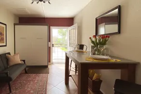 Private Guest Suite: Cute, Clean, Quiet | Nob Hill - Image 2