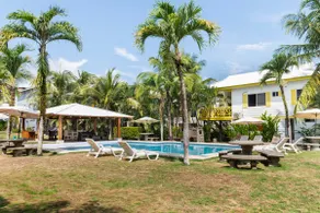 #28 Beach Bungalow Quiet, Affordable Gem! - Image 2