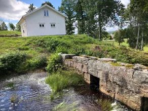 Attic apartment with lake view - Image 2