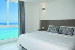 Beautiful oceanfront apartment 02 - Image 3