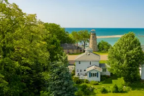 Private Home: Lightkeeper's Refuge steps to beach, marina and boat slip - Image 2