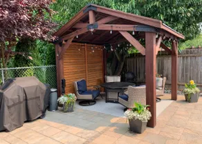 West Seattle. Dog friendly. Six miles to stadium. - Image 2