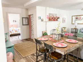 Flamingo Cottage looking at the Pedernales River - Image 3