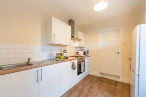 Vibrant Newland Ave - Heart of Hu Amenities 5 Beds - Image 3