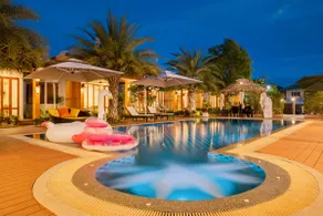 Luxury PoolVilla 9 BR 8-25 PPL All Bathtub/Netflix - Image 2