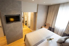 Fortuna Luxury Rooms 1 - Image 4