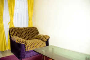 Beautiful 1BR with Wi-Fi & secure parking - Image 4