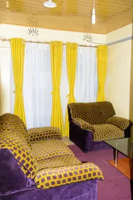Beautiful 1BR with Wi-Fi & secure parking - Image 2