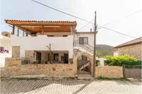 Ground floor stone house in Datça Palamutbükü region - Image 3