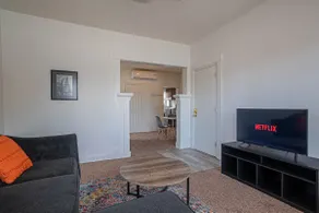 Stylish El Paso Downtown Apartment - Image 2