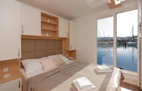 Eldamar Floating House Portorož - Image 4