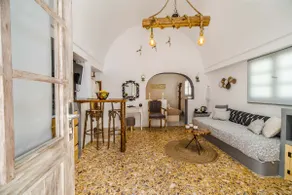 Asera Suite 1 - Private Jacuzzi - Image 2