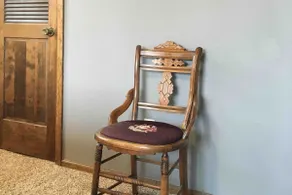 Country Charm in the Heart of Downtown Eagle, ID - Image 5