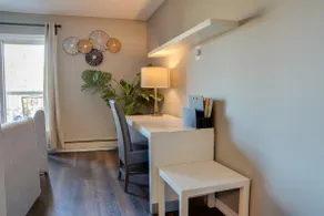Modern & Cozy Large Contemporary Condo Suite (#6) - Image 3