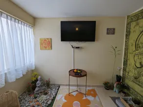 Super centric and peaceful 2 bedroom apartment - Image 4