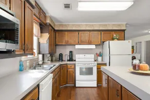 Country Farm House i Ozark Mountains - Image 3