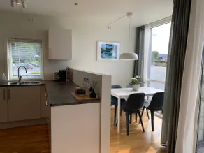 Modern apartment in the Harbour of Jørpeland - Image 4