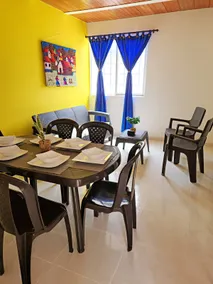 Complete House, Central and with Parking. - Image 3