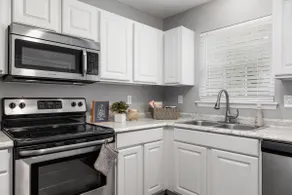 Cottage at Brandymill- chic, quiet & comfortable! - Image 2