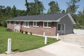 Entire Home in Spalding 4 beds/2 bathrooms - Image 3