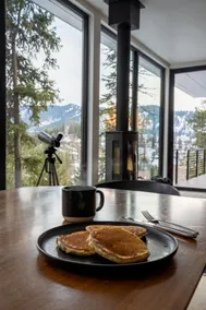 The Overlook - Modern Leavenworth Cabin - Image 5