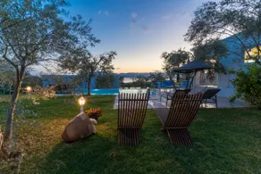 Private Villa 2 with Pool and Stunning Lake View - Image 4