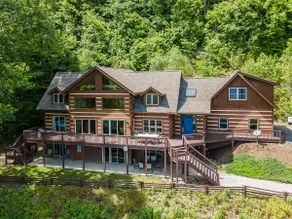  Black Mountain Retreat: Newly Renovated Luxury, Game Room, VIEWS, Hot Tub - Image 2