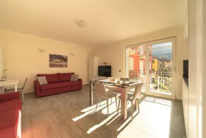 Classic Two-Room Apartment: Large Two-Room Apartment, SPA & Jetty - Image 2