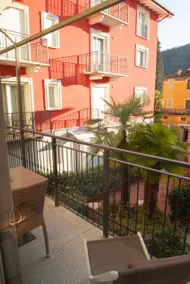 Classic Two-Room Apartment: Large Two-Room Apartment, SPA & Jetty - Image 5