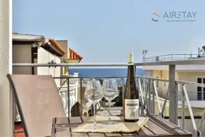 Nautilus Apartments Airport by Airstay - Image 3