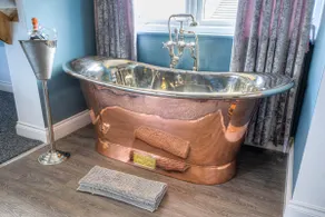 The Rockpool - private hot tub and sea views - Image 5