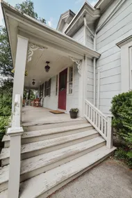 200 Year Old House in the heart of New Paltz - Image 2