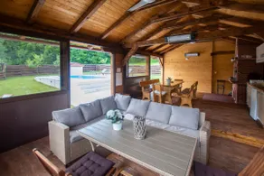 Nina Holiday Home with a heated pool - Image 5