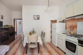 A1 - apt near beach with patio, parking and grill  - Image 5
