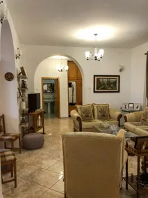 Bright, spacious home in the heart of Gjirokaster - Image 3