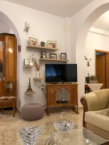 Bright, spacious home in the heart of Gjirokaster - Image 4