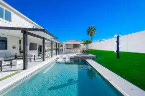 Interstellar w/Pool, Golf, & Game room/Sleeps 23! - Image 2