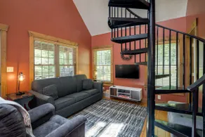 White Pine . Trailside Lodging - Image 3
