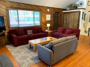 Truckee Pine Cone Vacation Home (with A/C) - Image 5
