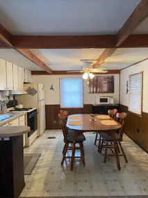 Trails Guest House. - Image 4
